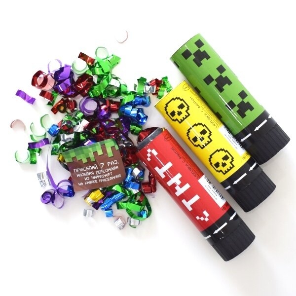 Хлопушка пружинная Пиксели с фантом